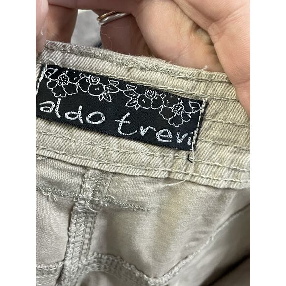Aldo Trevi Shorts Womens 9 Khaki Beige Button Tab Utility Casual Pockets - Picture 8 of 10